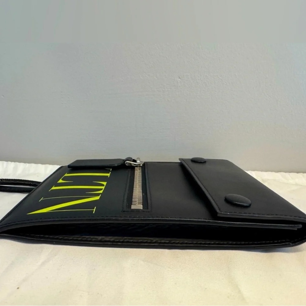 Valentino Black Unisex Neck Pouch - Picture 8 of 11